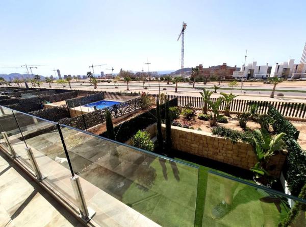 Duplex en venta en Dúplex en Calle de Paraguai, Balcón de Finestrat-Terra Marina, Finestrat, Finestrat photo 4