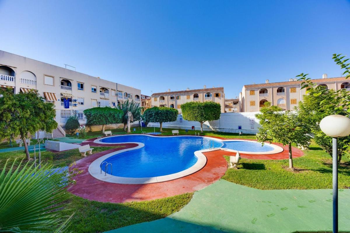 Продажа пентхауса на Ático en Calle Santomera, 19, El Acequión, Torrevieja, Торревьеха photo 1