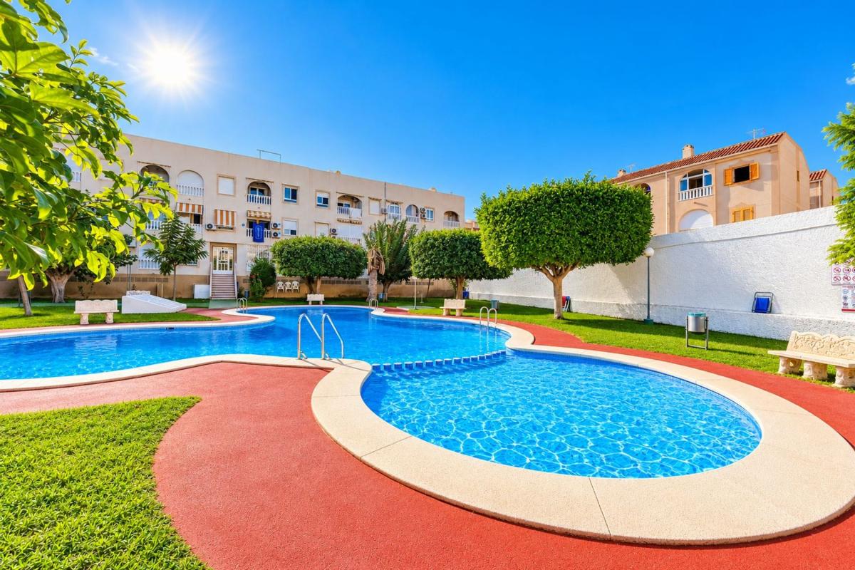 Продажа пентхауса на Ático en Calle Santomera, 19, El Acequión, Torrevieja, Торревьеха photo 2