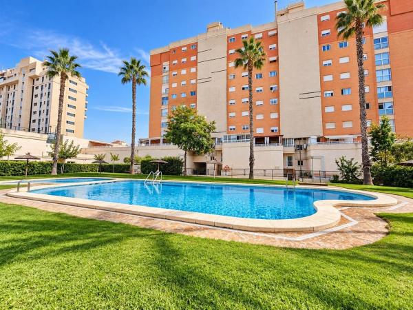 Sale of flat in Piso en Cabo de las Huertas, Alicante / Alacant, Alicante
photo 1