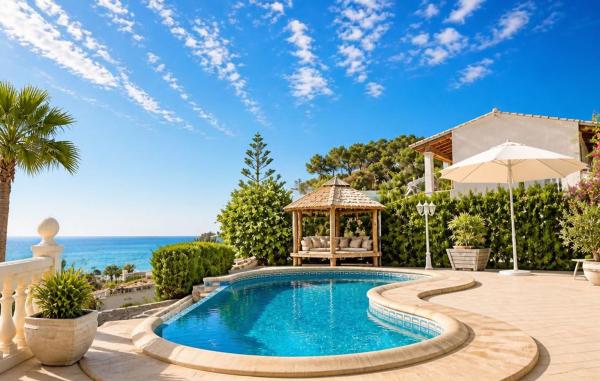 Casa o chalet independiente en Emperador l', Cala Advocat - Baladrar, Benissa thumbnail 2