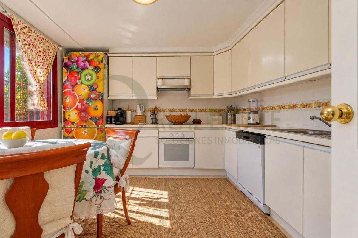 Недвижимость на продажу и в аренду в Испании photo 3
