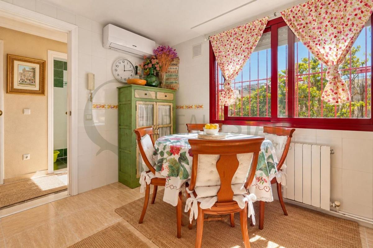 Недвижимость на продажу и в аренду в Испании photo 5