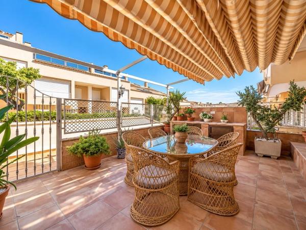 Chalet adosado en Calle Pez Espada, Cabo de las Huertas, Alicante / Alacant thumbnail 3