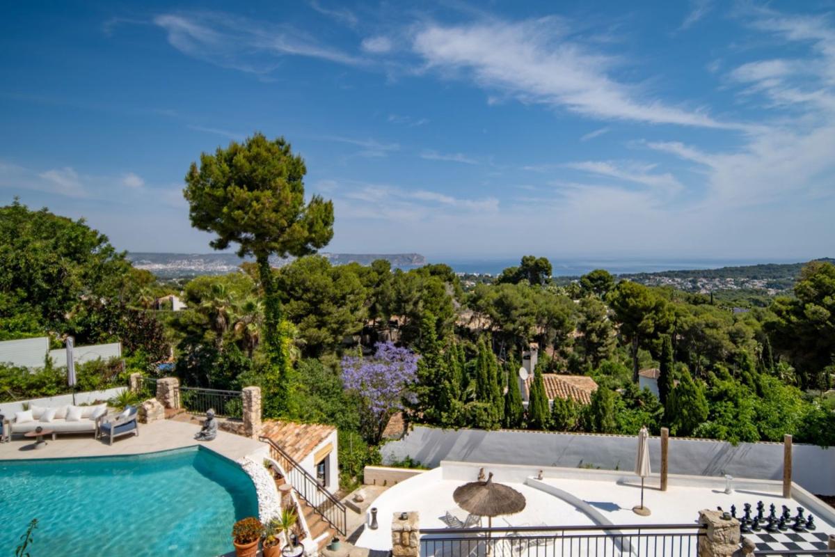 Properties for sale and rent in Spain photo 5