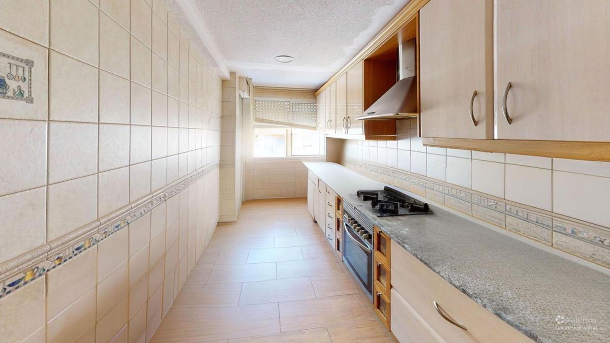 Продажа квартиры на Piso en Marbella, Arenales del Sol, Elche / Elx, Эльче / Эльх
photo 3