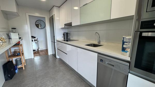 Venta de piso en Piso en PAU 5, Alicante / Alacant, Alicante / Alacant
 photo 3