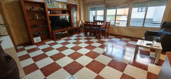 Продажа квартиры на Piso en Carolinas Bajas, Alicante / Alacant, Аликанте / Алакант
 photo 2