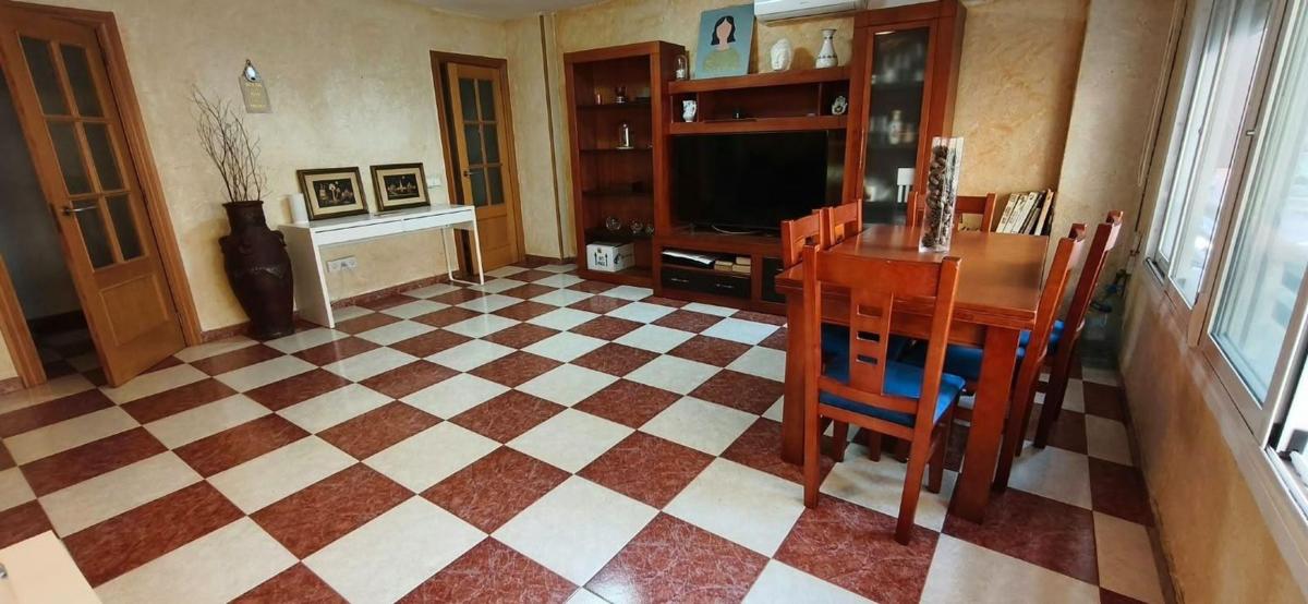 Sale of apartment in Piso en Carolinas Bajas, Alicante / Alacant, Alicante
 photo 3