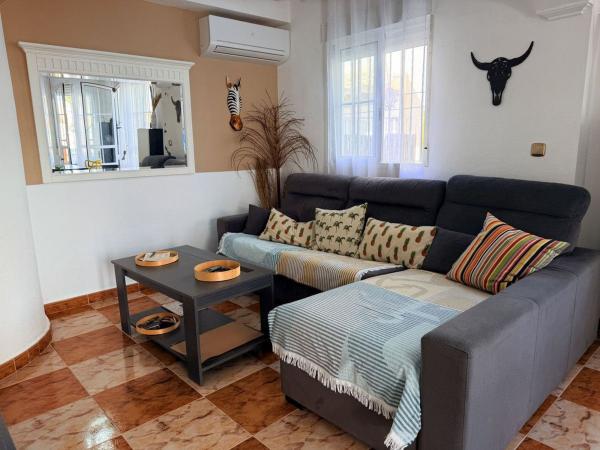 Chalet adosado en Lomas de Don Juan, Orihuela thumbnail 3