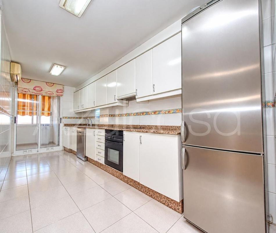 Продажа квартиры на Piso en Calle Ceramica, Altozano, Alicante / Alacant, Аликанте / Алакант
 photo 3