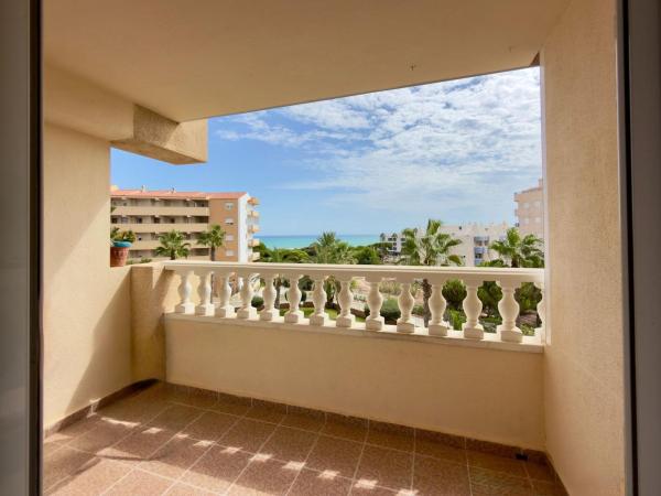 Продажа квартиры на Piso en Calle las Mimosas, 17, Gaspar Perrelló, Torrevieja, Торревьеха
thumbnail 2