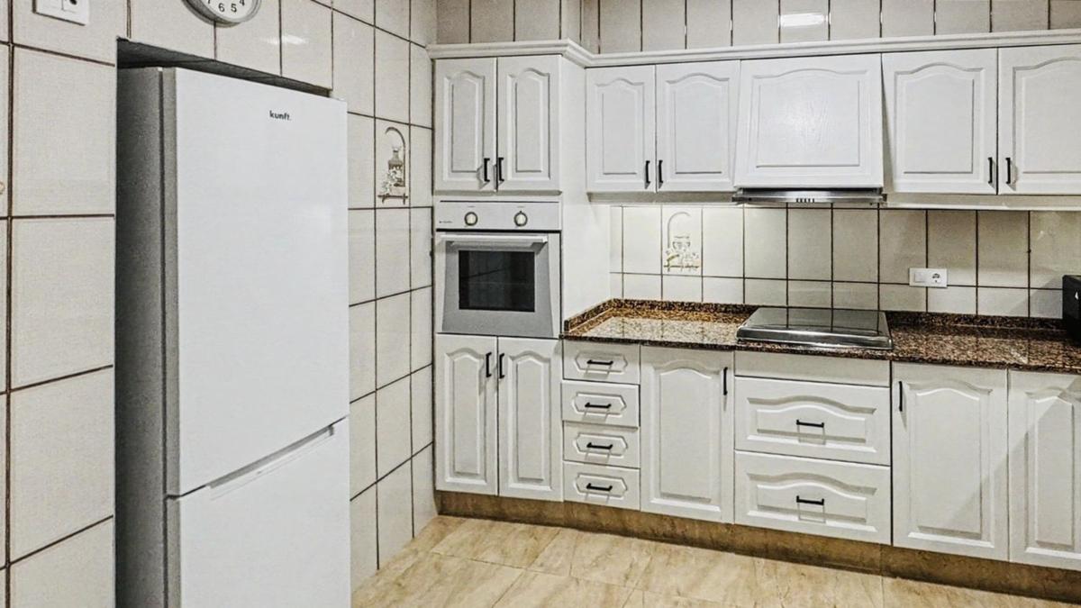 Sprzedaż niezależnego domku jednorodzinnego w Casa o chalet en Centro Urbano, Denia, Dénia photo 5