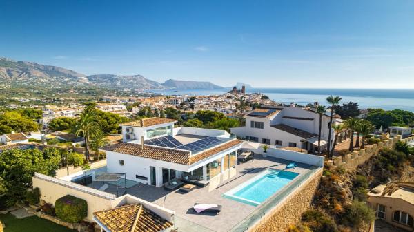 Частный шале на продаже в Casa o chalet en Calle Benjamín Palencia, Altea Pueblo, Altea, Алтея photo 1
