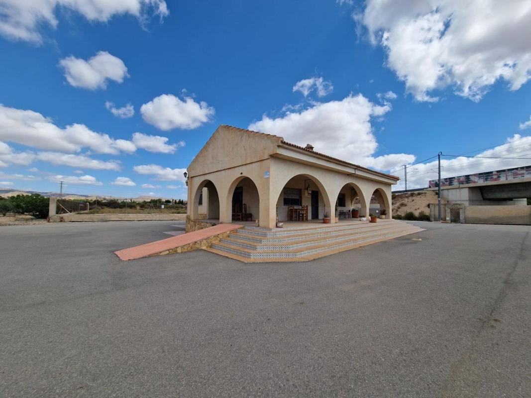 Properties for sale and rent in Spain photo 4