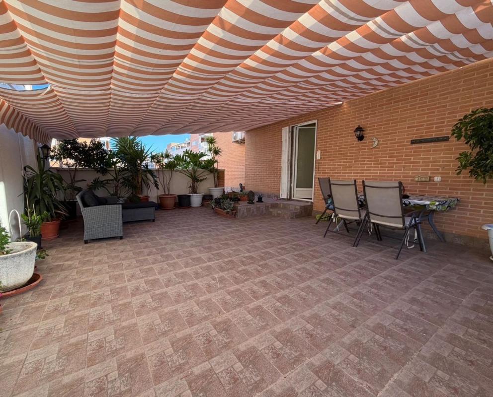 Продажа квартиры на Piso en Ciudad Jardín, Elche / Elx, Эльче / Эльх
photo 1