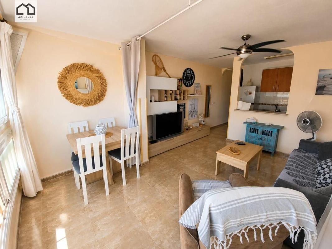 Продажа квартиры на Piso en Los Europeos, Torrevieja, Торревьеха
photo 1
