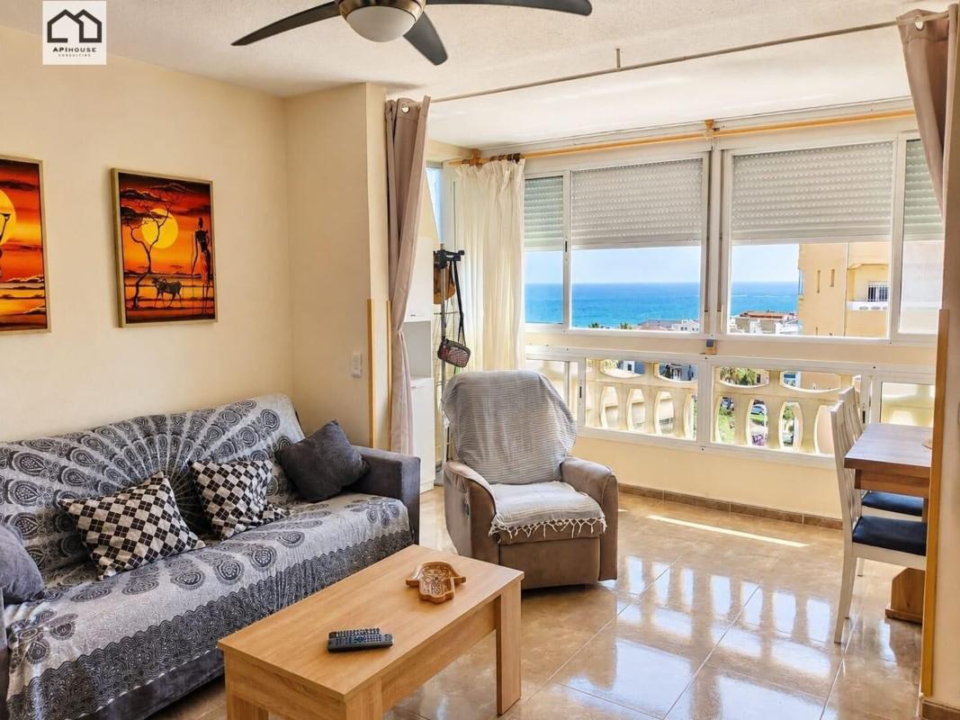 Продажа квартиры на Piso en Los Europeos, Torrevieja, Торревьеха
photo 2