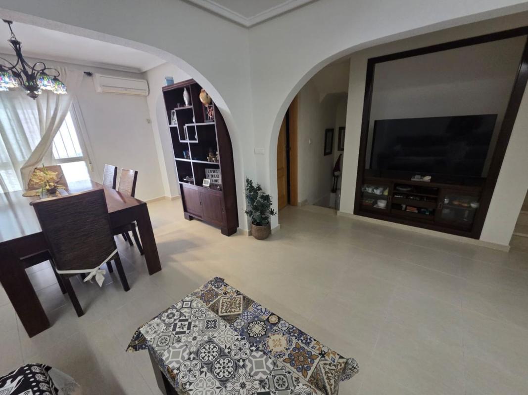 Properties for sale and rent in Spain photo 4