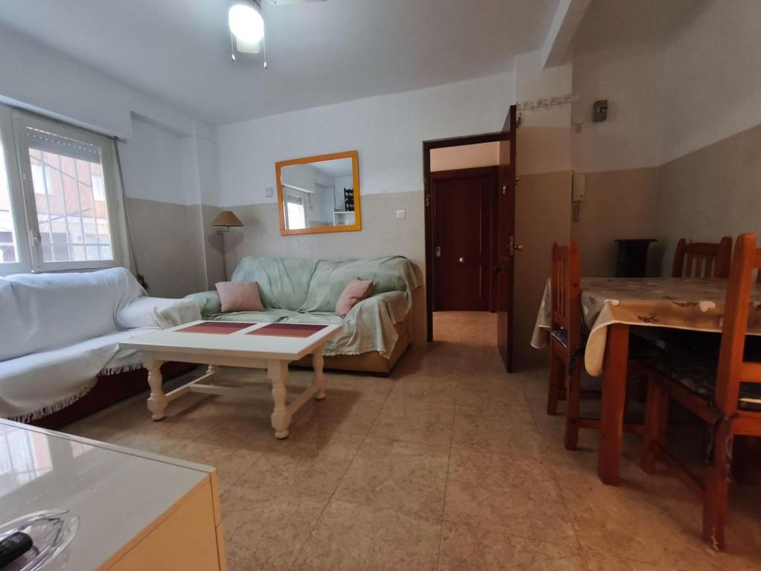 Sprzedaż mieszkania w Piso en Calle Villena, Tamarit - Playa Lissa, Santa Pola, Santa Pola
photo 2