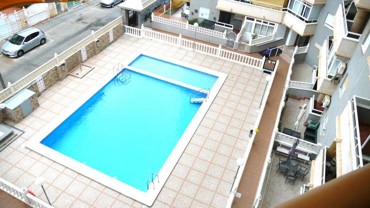 Продажа квартиры на Piso en Calle Joven Pura, Nueva Torrevieja, Torrevieja, Торревьеха
 photo 3