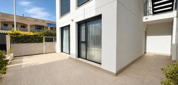 Продажа квартиры на Piso en Los Balcones - Los Altos del Edén, Torrevieja, Торревьеха
thumbnail 3