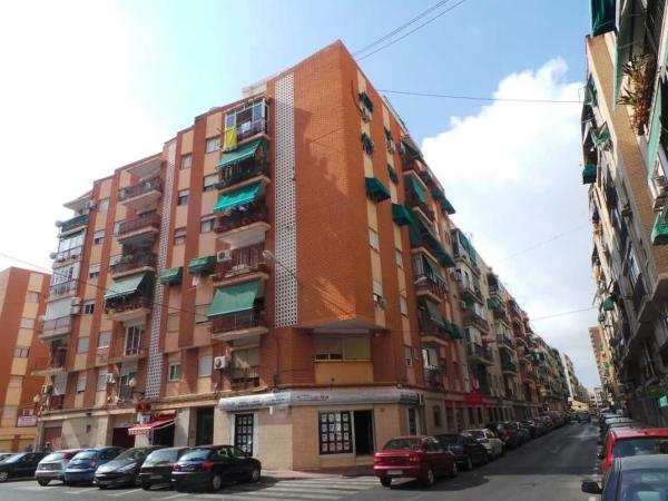 Продажа квартиры на Piso en Pasaje de Cox, Carolinas Altas, Alicante / Alacant, Аликанте / Алакант
photo 1
