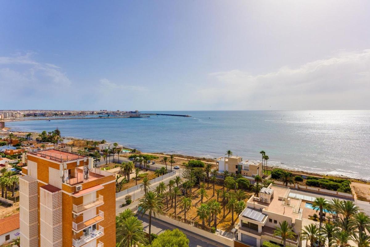 Sprzedaż mieszkania w Piso en La Veleta, Torrevieja, Torrevieja
photo 4