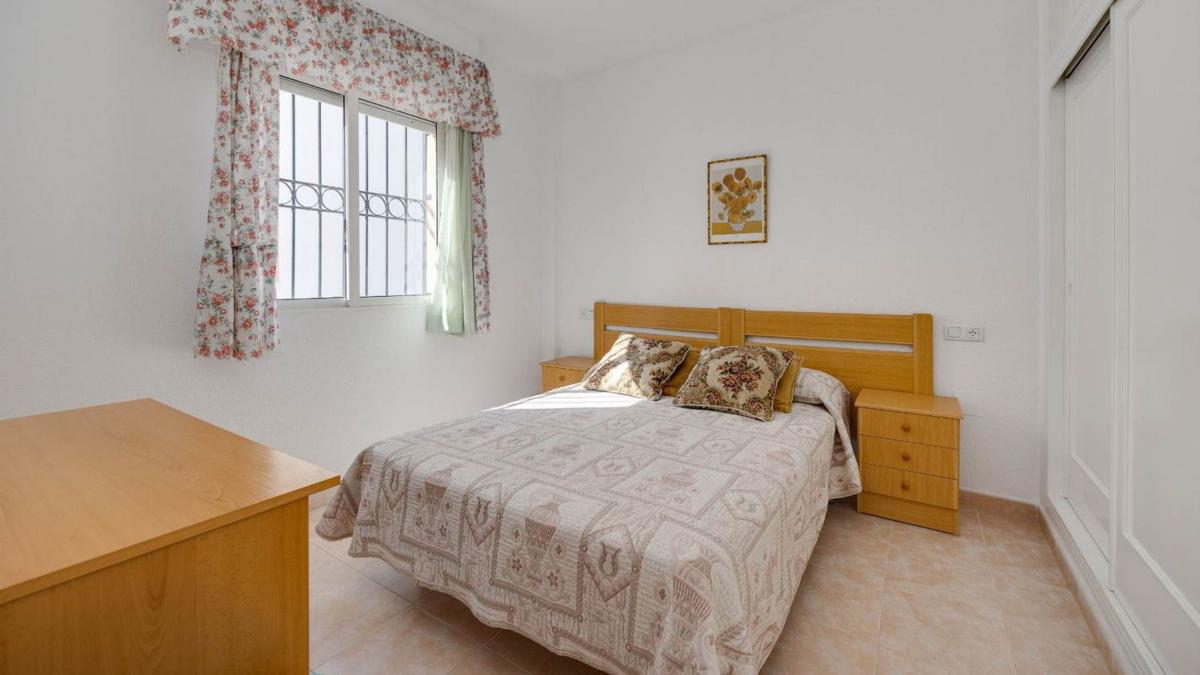 Sprzedaż niezależnego domku jednorodzinnego w Casa o chalet en La Veleta, Torrevieja, Torrevieja photo 5