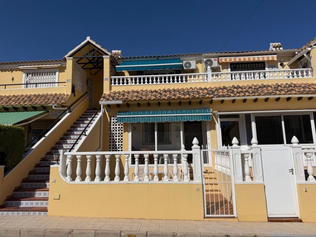 Venta de piso en Piso en Calle los Cerezos, Las Filipinas, Orihuela, Orihuela
 photo 2