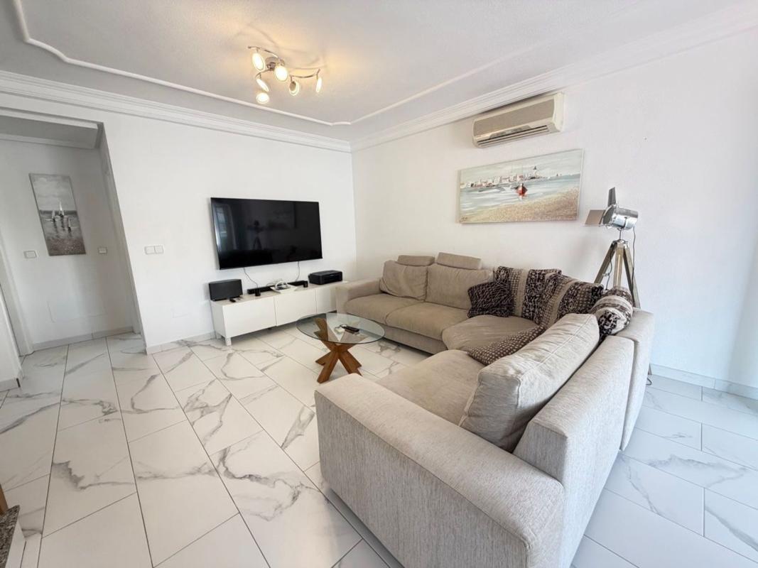 Продажа отдельного шале в Casa o chalet en Polígono N-2 Villamartín Norte, Villamartín, Orihuela, Ориуэла photo 5