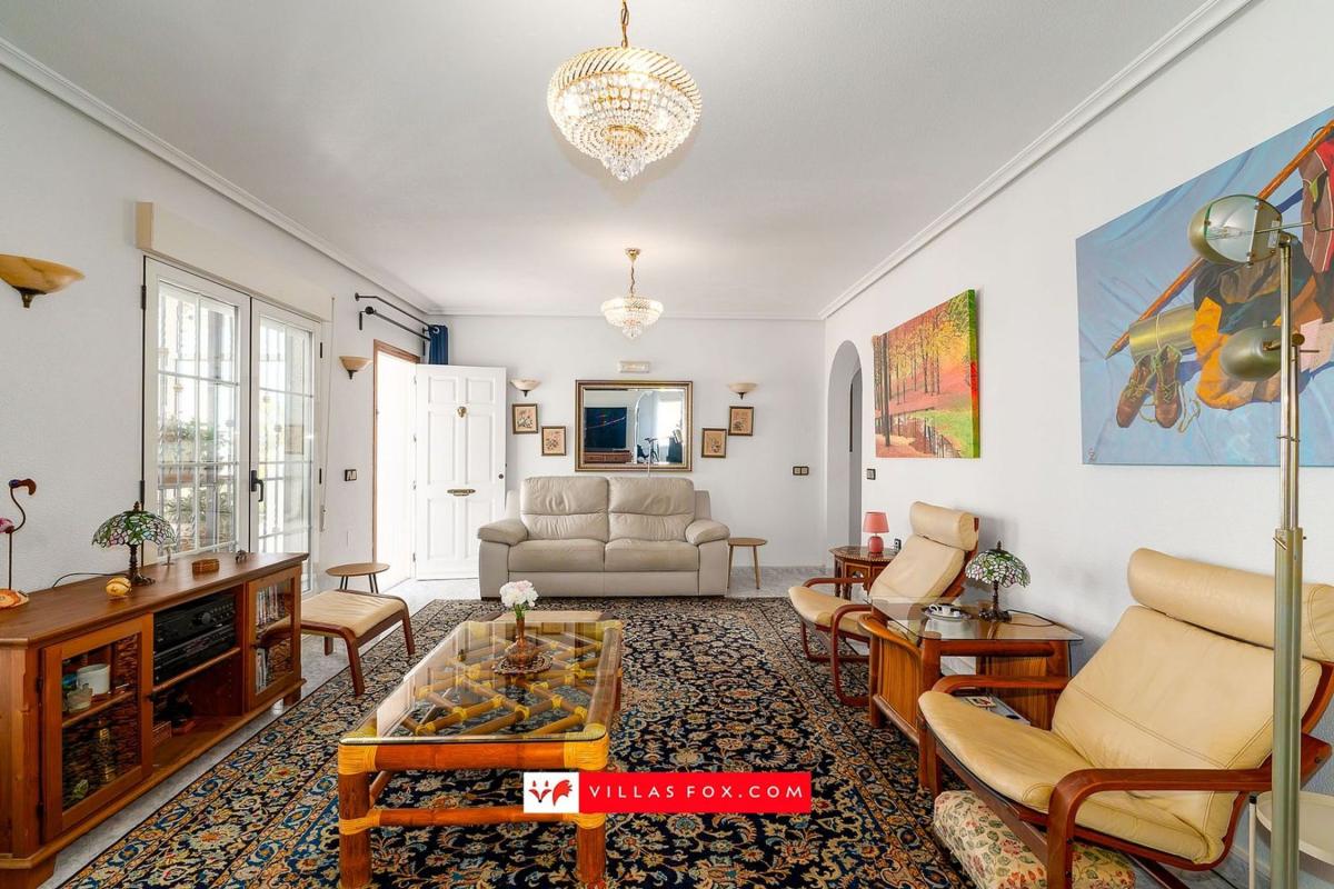 Продажа отдельного шале в Casa o chalet en Calle Murcia, Ciudad de las Comunicaciones, San Miguel de Salinas, Сан-Мигель-де-Салинас photo 5