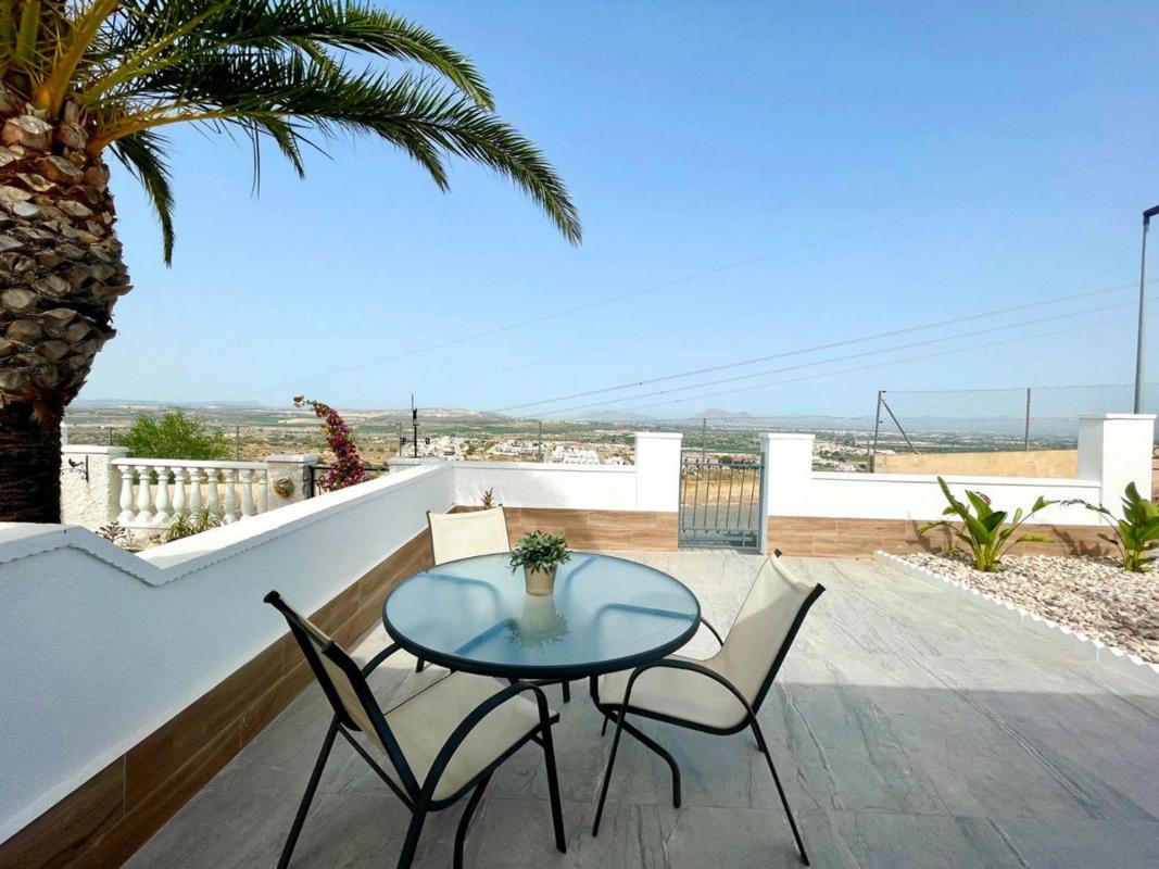 Продажа отдельного шале в Casa o chalet en Calle Daya Vieja, Centro, Rojales, Рохалес photo 4