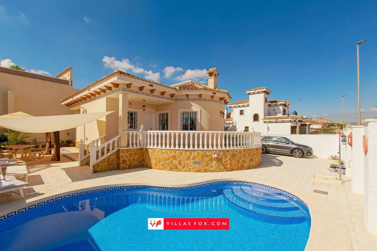 Venta de chalet independiente en Casa o chalet en Calle Cañada de Andrea, Bigastro, Bigastro
photo 1