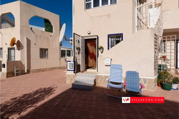 Продажа квартиры на Piso en Calle los Chirrines, La Cañada - Los Alcores, San Miguel de Salinas, Сан-Мигель-де-Салинас
photo 1