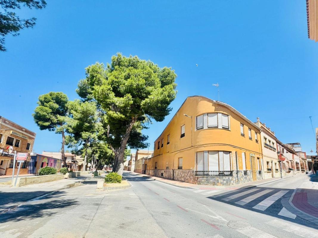Продажа отдельного шале в Casa o chalet en Calle Cánovas del Castillo, Pinoso, Пиносo photo 1