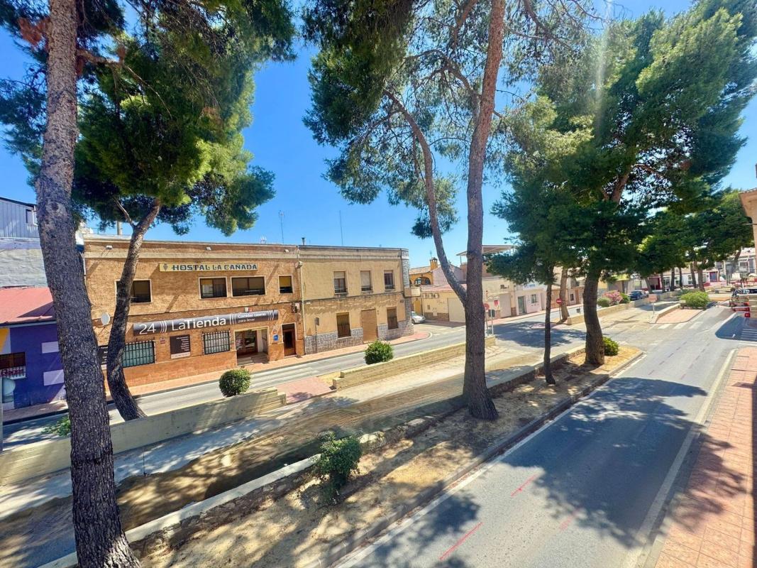 Продажа отдельного шале в Casa o chalet en Calle Cánovas del Castillo, Pinoso, Пиносo photo 2