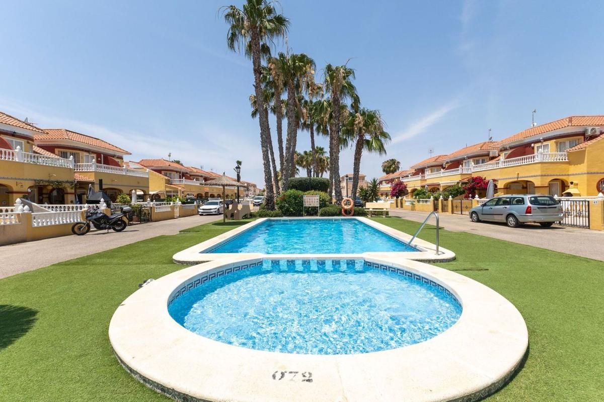 Properties for sale and rent in Spain photo 3