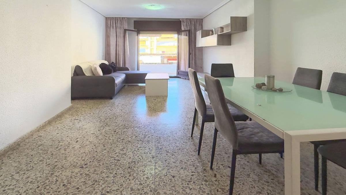 Продажа квартиры на Piso en Calle de Tomàs Ortuño, Centro Urbano, Benidorm, Бенидорм
photo 4