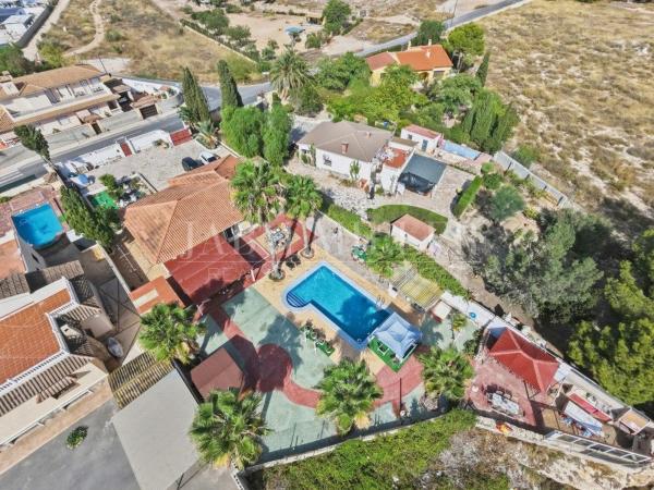 Casa o chalet independiente en Calle del Clavel, 26, La Huerta, Mutxamel thumbnail 3