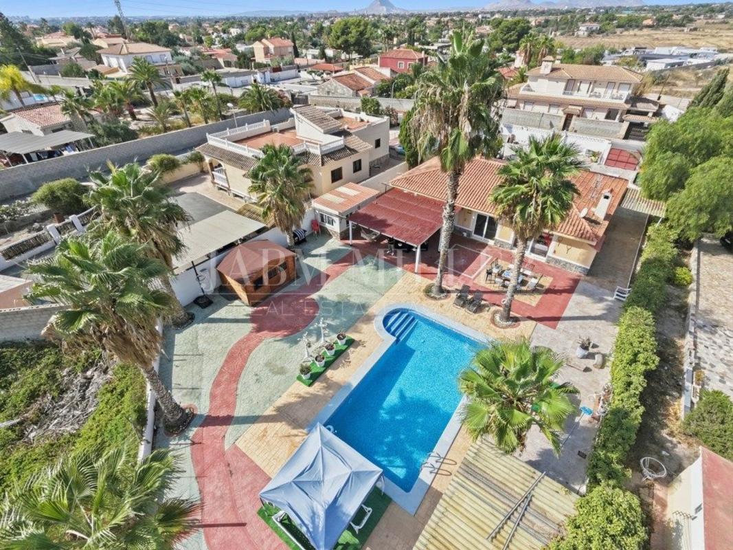 Propiedades en venta y alquiler en España photo 5