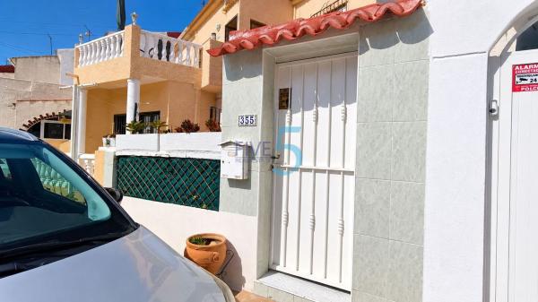 Venta de piso en Piso en La Siesta - El Salado - Torreta, Torrevieja, Torrevieja
thumbnail 2