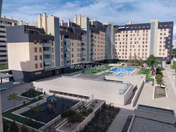 Продажа квартиры на Piso en Calle Médico Andrés Boldó, Paus, Alicante / Alacant, Аликанте / Алакант
 photo 1
