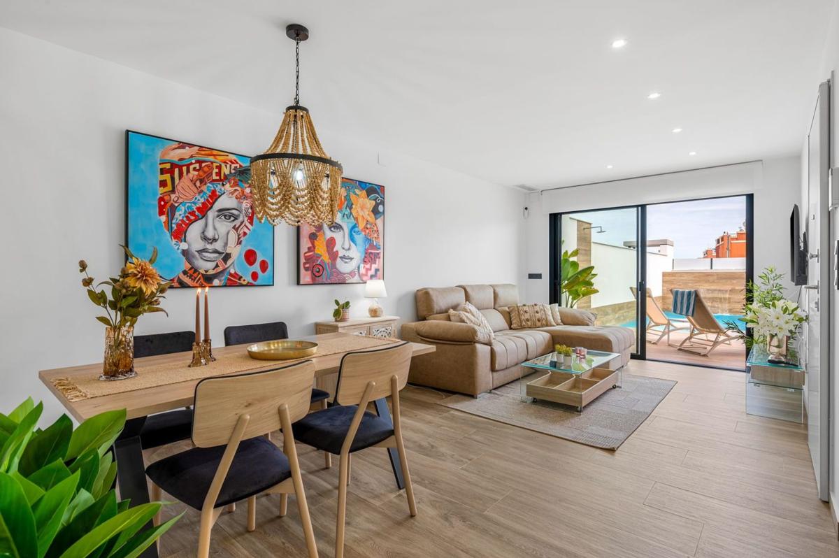 Properties for sale and rent in Spain photo 3