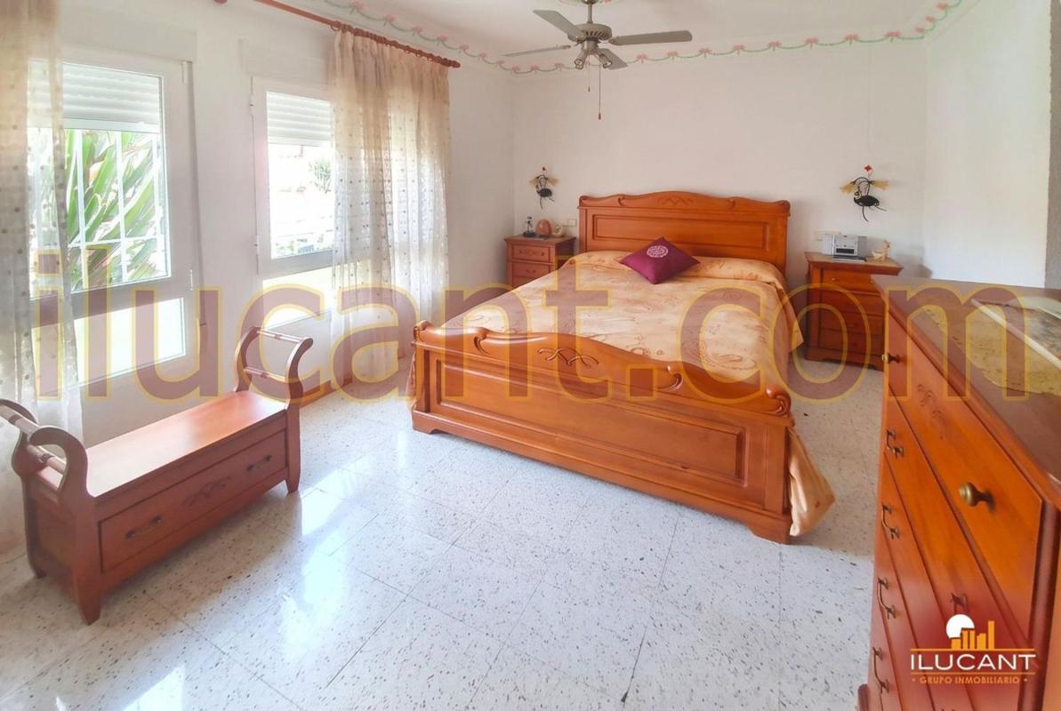 Sale of apartment in Piso en Juan XXIII, Alicante / Alacant, Alicante
photo 3
