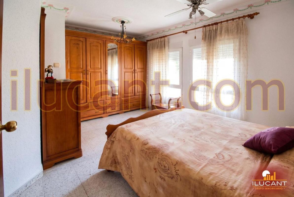 Sale of apartment in Piso en Juan XXIII, Alicante / Alacant, Alicante
photo 4