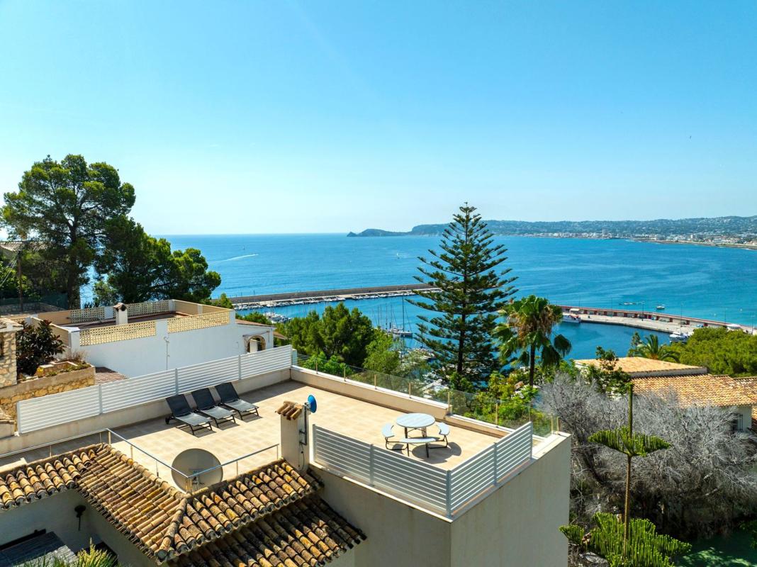 Properties for sale and rent in Spain photo 1