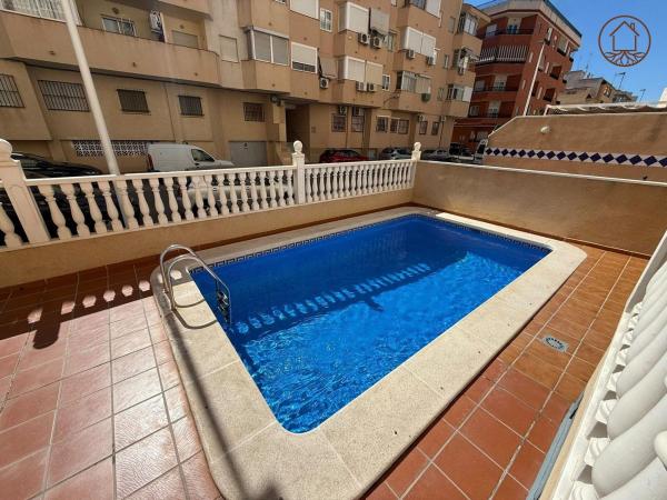Sale of flat in Piso en Calle Sanchis Guarner s/n, Zona Pueblo, Guardamar del Segura, Guardamar del Segura
photo 1