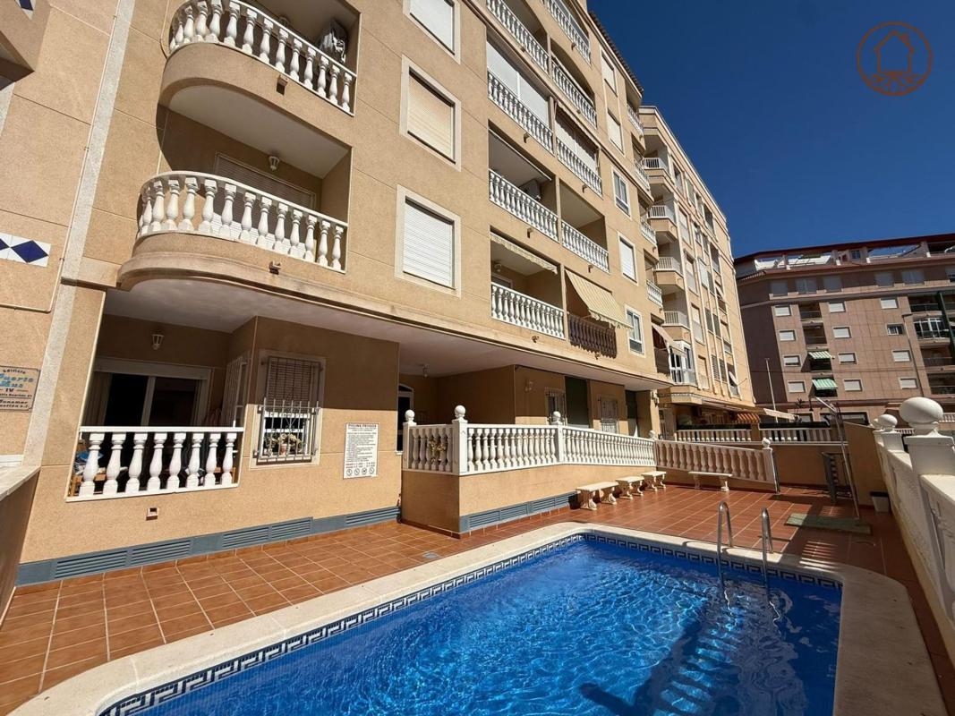 Sale of apartment in Piso en Calle Sanchis Guarner s/n, Zona Pueblo, Guardamar del Segura, Guardamar del Segura
photo 2