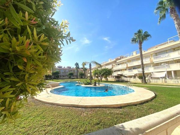 Sale of flat in Piso en Avenida D'Escandinàvia, Monte Faro-Altomar, Gran Alacant, Gran Alacant
photo 1